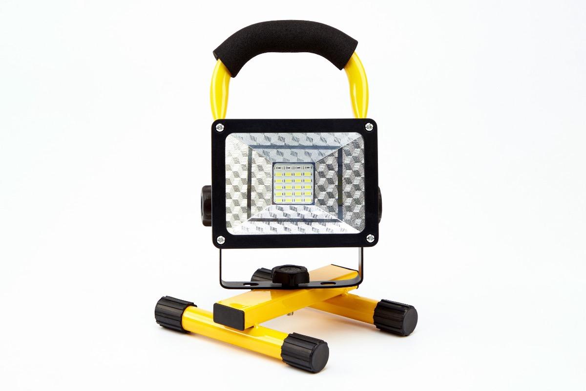 Фонарь рабочий аккумуляторный 30 Вт